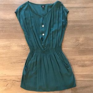 DC Lightweight Top/Tunic. SZ: Medium